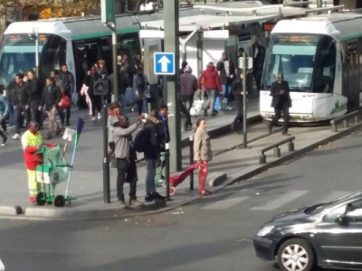 Un policier blessé aux couteaux lors d'une rixe à Saint Denis. 