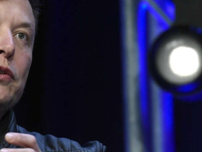 Elon musk a vendu pour 7 milliards de part de Tesla