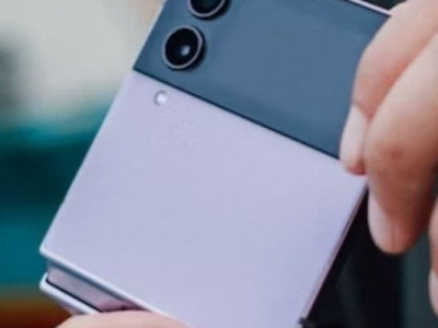 Le Samsung Galaxy Z Flip 5, testé par un youtubeur polonais pour éprouver la fiabilité du système à clapet de l'appareil, s'est cassé après 400.000 ouvertures et fermetures.