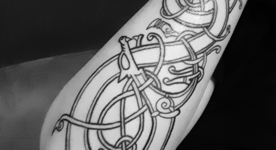 3ème tattoo :  entrelas style nordic