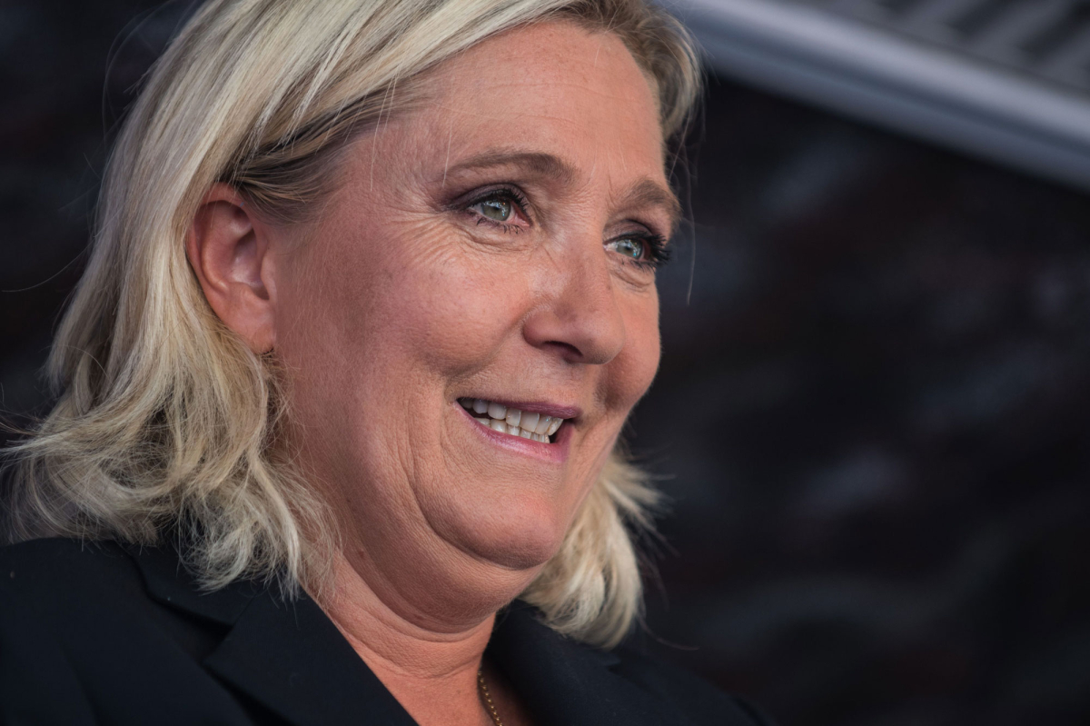 Marine Le Pen, lauréate du prix du menteur en politique