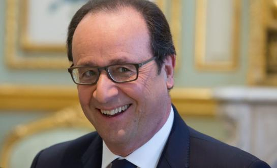 Hollande ironise sur les grèves de transport