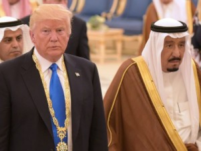 Les Etats-Unis vendent pour 110 milliards d’armements à l’Arabie saoudite.