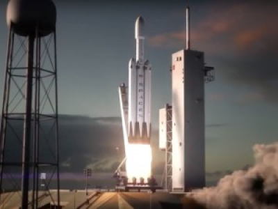 Falcon Heavy , son premier lancement voué à l'échec ?