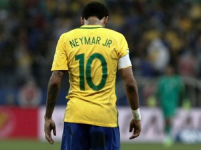 Neymar tout proche du PSG : l'État pourrait toucher près de 300 millions d'euros