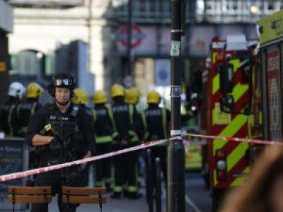 une explosion dans le métro fait plusieurs blessés à Londres