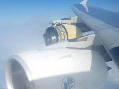 Explosion de réacteur sur un vol Air France