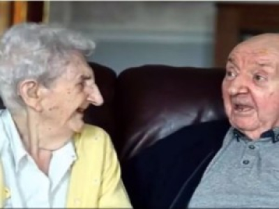 À 98 ans elle rentre en maison de retraite pour s'occuper de son fils de 80 ans