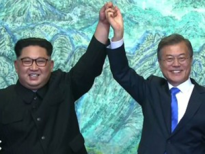 Sommet intercoréen : Kim Jong Un et Moon Jae-in vont rechercher un régime de paix