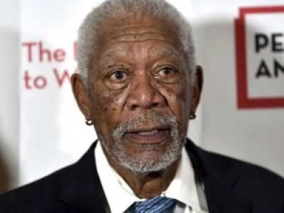 Accusé de harcèlement sexuel par huit femmes, Morgan Freeman s'excuse