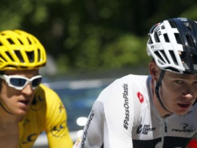 Tour de France 2018: Un spectateur s'en prend à Chris Froome 