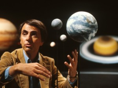 Les principes de Carl Sagan pour démasquer une escroquerie intellectuelle