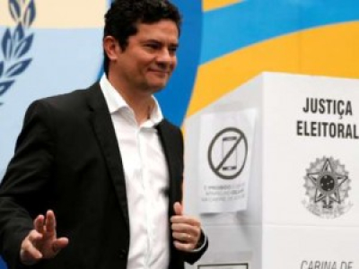 Au Brésil, les ambiguïtés du juge anticorruption Sergio Moro avec l’extrême droite