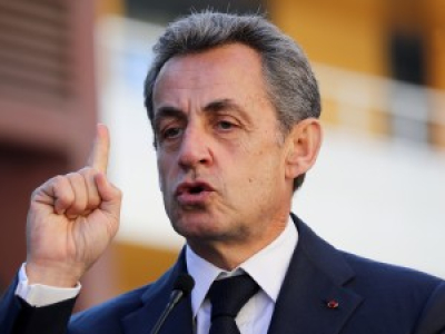 Sarkozy &quot;Je vais être obligé de revenir&quot; 