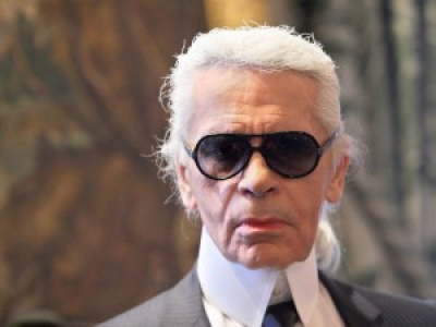 Le couturier Karl Lagerfeld est mort