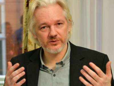 Julian Assange arrêté par la police britannique.