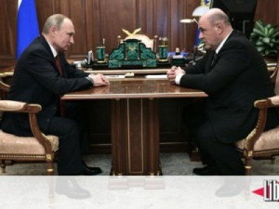 En Russie, Poutine chamboule tout pour préparer la suite