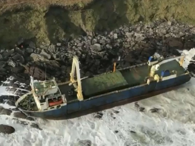 La mystérieuse odyssée du « bateau fantôme » qui s’est échoué sur les côtes irlandaises