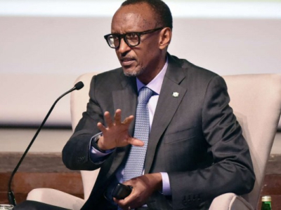 « Le modèle rwandais remet en lumière les questions sur le développement en Afrique » par Thierry Amougou