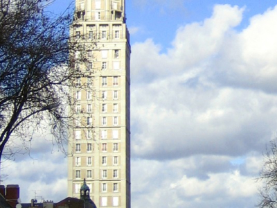 Le premier gratte-ciel Français - La tour Perret - 1952