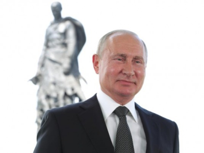 Les Russes donnent les clés du Kremlin à Poutine jusqu’en 2036