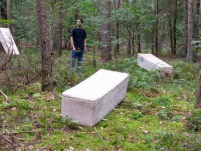 Un Néerlandais invente un cercueil qui transforme les corps en champignons: &quot;Nous sommes des nutriments, pas des déchets&quot;
