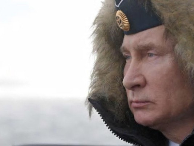 L'invasion russe de l'Ukraine ne se déroule pas comme prévu: «En colère», Poutine suivrait la guerre dans un bunker lourdement gardé