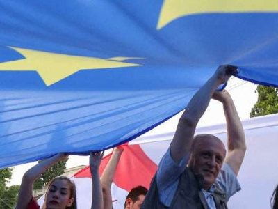 Géorgie : manifestation massive à Tbilissi en soutien à la candidature européenne du pays