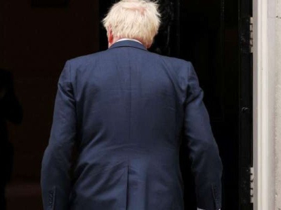 Boris Johnson démissionne de la tête du Parti conservateur, discrédité par les scandales