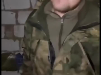 Un soldat Russe long à la detente.