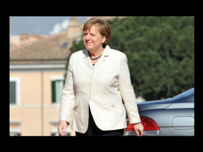 Angela Merkel : les accords de Minsk ont été signés pour donner ‘du temps’ à l’Ukraine