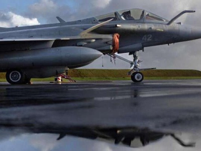 La France annonce la commande de 42 avions de combat Rafale supplémentaires