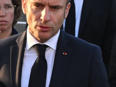 Emmanuel Macron propose une &quot;coopération accrue&quot; à la Russie dans la lutte anti-terroristes
