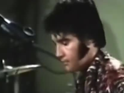Elvis Presley : Yesterday [Reprise, live]
