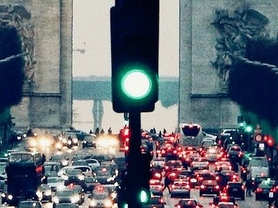 Un automobiliste tue un cycliste en plein Paris après une dispute