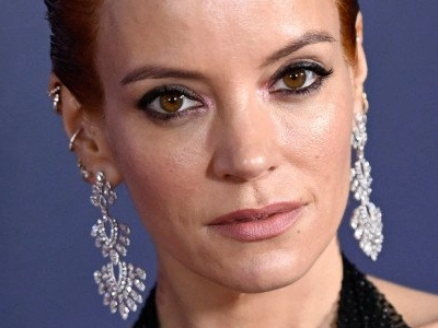 Lily Allen affirme que ses photos de pieds sur OnlyFans lui rapportent plus d'argent que sa musique sur Spotify