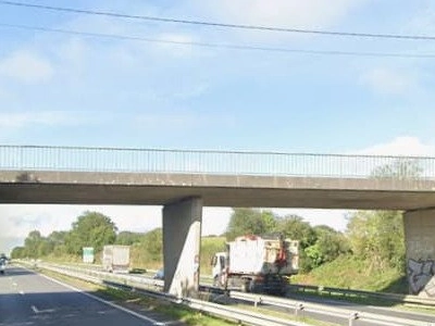 Côtes-d'Armor : un automobiliste tué par un bloc de béton jeté sur la route depuis un pont