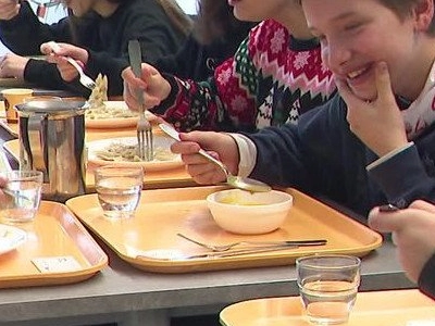 L'assiette unique à la cantine ravit les collégiens et évite le gaspillage alimentaire