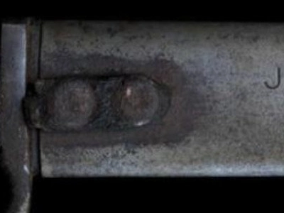 L'histoire d'un poignard gravé 'Jean-Marie Le Pen' perdu pendant la guerre d'Algérie