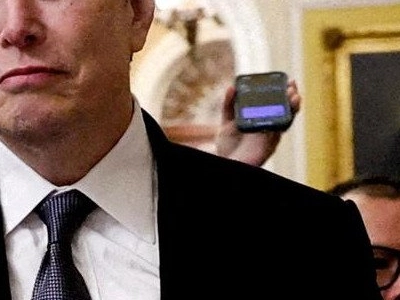 Elon Musk lance un vote sur X pour décider du sort d'un employé aux posts racistes