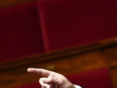 Un Insoumis et un macroniste appellent à une légalisation du cannabis « à la française »