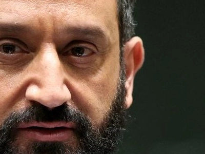 Affiche visant Cyril Hanouna : La France insoumise condamnée pour atteinte au "droit à l'image"