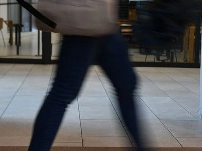 L'inscription d'une étudiante gazaouie à Sciences Po Lille annulée après la découverte de propos antisémites tenus sur les réseaux sociaux. Elle est hébergée chez le directeur de Sciences Po.